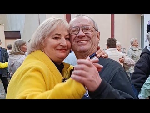 Видео: 27.10.24г. МОЙ ДРУГ, Альберт Салтыков, Звучит на танцплощадке в Гомельском парке