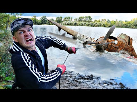 Видео: Мы подняли со дна гигантскую жуткую находку, где затонул самолет во время магнитной рыбалки