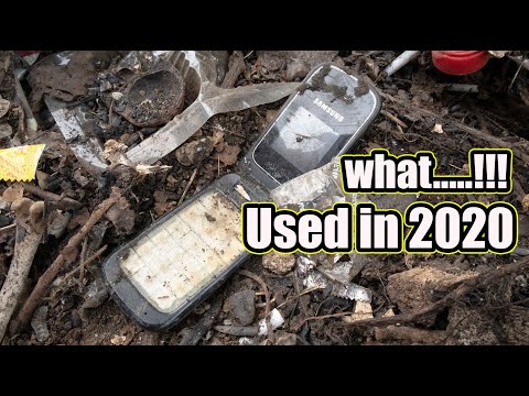 Видео: Старый Samsung Flip Phone (TRASH ... ???) - Восстановление