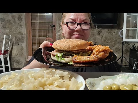 Видео: MUKBANG🍴BURGER🍔Chicken Wing МУКБАНГ🍽 БУРГЕР🍔 КУРИНЫЕ КРЫЛЫШКИ😋САЛАТИК🥗ВСПОМНИЛА КОГДА ВПЕРВЫЕ ЕЛА ☺