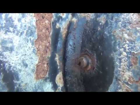 Видео: Татра.  Снятие задней промежуточной трубы.