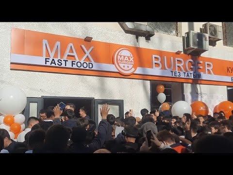 Видео: ОТКРЫТИЕ MAX BURGER / 1000 БУРГЕРОВ БЕСПЛАТНО / АДИЛЕТ KG