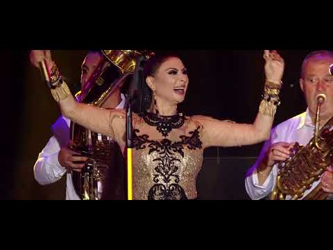 Видео: КУ-КУ БЕНД и СОФИ МАРИНОВА - МИК МИК / KU-KU BAND and SOFI MARINOVA - MIK MIK