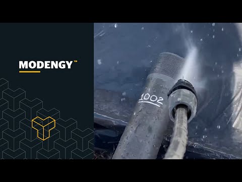 Видео: Проверка покрытий MODENGY 1002 и MODENGY PTFE-A20 на устойчивость к смыванию водой под давлением