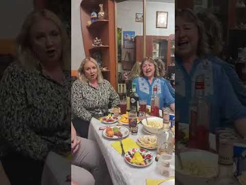 Видео: 'Узенький проулочек'. Московские посиделки