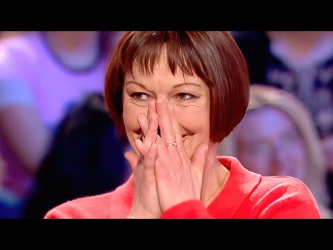 Видео: Узнает ли она того, кого любила 23 года назад?