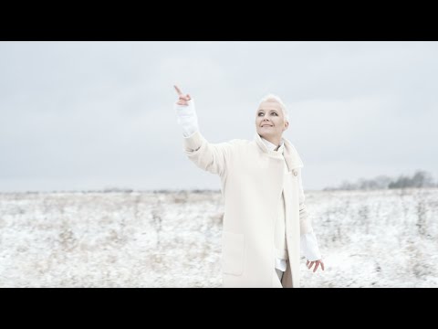 Видео: Ирина МИРОНОВА. Съемки клипа "Да будет свет" для Сурганова и Оркестр