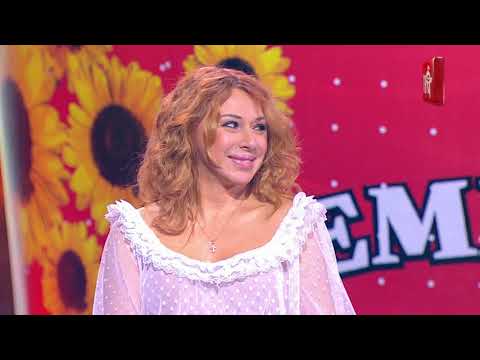 Видео: Алёна АПИНА - СЕМЕЧЕК СТАКАН