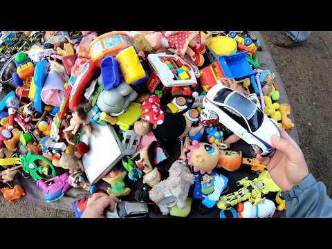 Видео: МОДЕЛЬ Камаз СССР из жести - 6000р (как новый). Поход на барахолку (13.10.18)