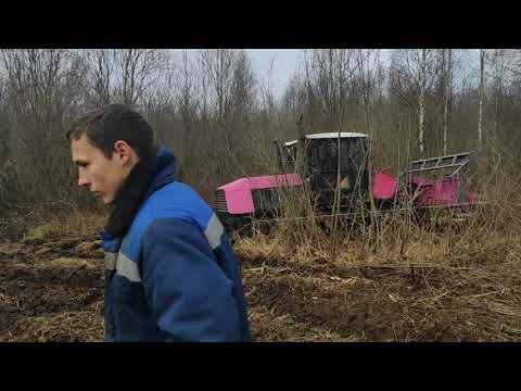 Видео: Тракторное месиво. 2 трактора Valtra застряли в грязи.