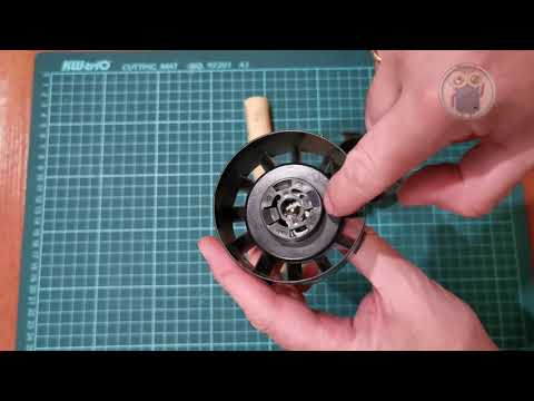 Видео: Как снять крыльчатку с фена для волос. Ну и моторчик тоже