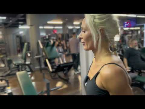 Видео: Ягодичная тренировка от абсолютной чемпионки фитнес бикини Евгении Рупосовой. 