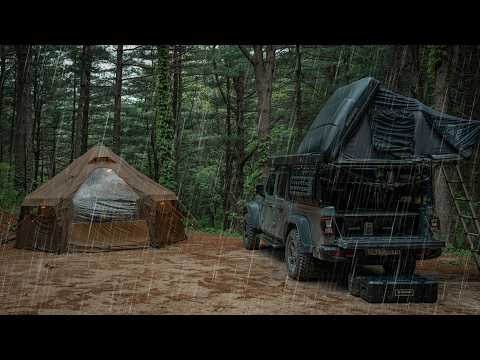 Видео: Кемпинг Rain Car в горах [4K] - | Надувная палатка | Релакс | ASMR | Уютно