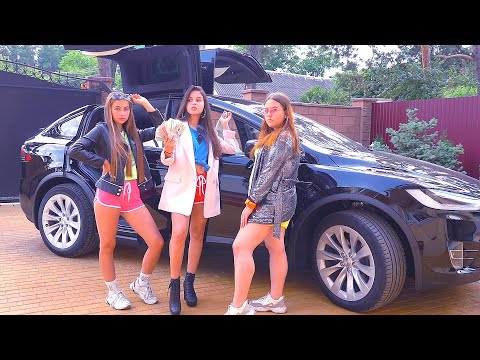 Видео: БИЗНЕС ЛЕДИ В ЛАГЕРЕ? БОГАТЫЙ ОТРЯД ПРОТИВ БЕДНЫХ!!!