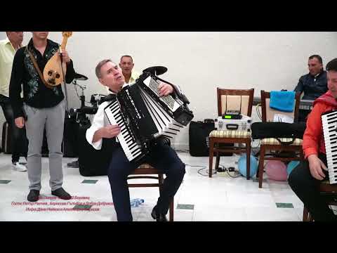 Видео: Петър Ралчев , Борислав Гълъбов и Добри Добриков с орк. Сияние