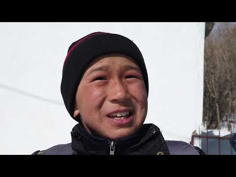 Видео: Кыргызы (2часть) АУЕ группировки, Программист гений, Силач Кожамкул, Айтыш батл.