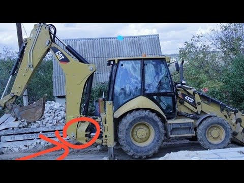 Видео: Замена втулок соединение стрелы с поворотной тумбы на Caterpillar 432F 2013-го года!