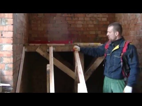 Видео: Бетонная лестница ( черновая = два марша + площадка) с опалубкой из остатков леса. День 1.
