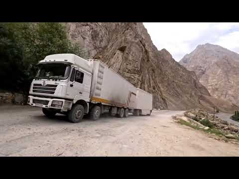 Видео: Таджикистан. ПАМИР я в районной центре Рушоне.