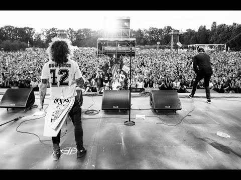 Видео: Бумбокс & Саша Чемеров - "Тримай мене" на Atlas Weekend