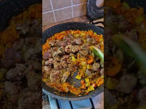 Видео: Паштет из куриной печёнки. Быстрое приготовление.