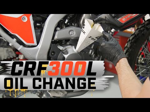 Видео: Как заменить масло в Honda CRF300L/Rally