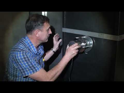 Видео: ПРИВЕЗЛИ СЕЙФ НУЖНО ОТКРЫТЬ ПЕРВЫЕ СЛОЖНОСТИ