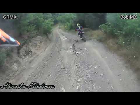 Видео: Атанаска Младенова - Ендуро Дамасцена - клас "Жени"