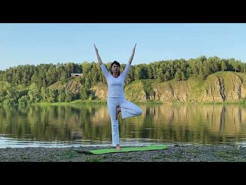 Видео: Комплекс йоги при ГЭРБ, рефлюкс-эзофагите