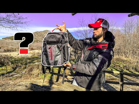 Видео: 🎁 КАКВО имам в раницата за ПЪСТЪРВА ?