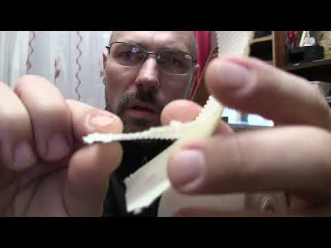 Видео: Toyota Land Cruiser 100 Diesel обзор топливных фильтров  3ч