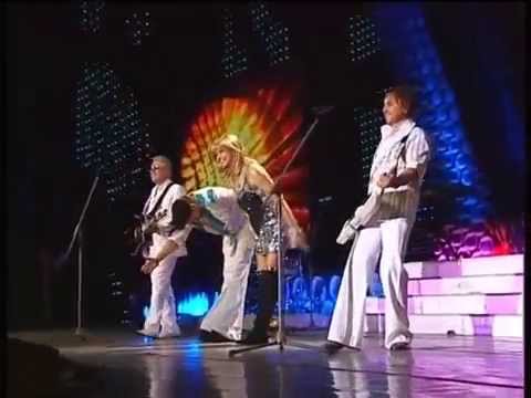 Видео: Группа Самоцветы - Парень взял аккордеон