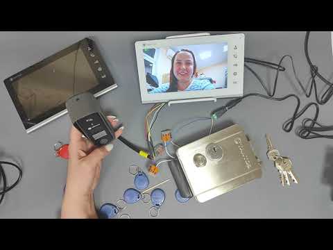 Видео: Как прописать ключи в вызывную панель Optimus Leader - видео инструкция.