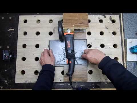 Видео: Стойка для болгарки с протяжкой. Проще не придумаешь. Из доски и завес.