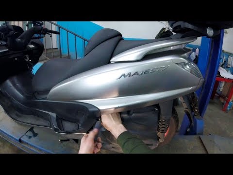 Видео: Тех обслуживание Yamaha Majesty 400 (перед сезоном 2019г.)