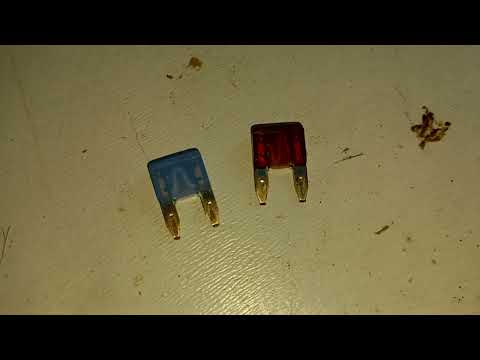 Видео: Глюки электроники в Рено Меган 2 и одна из причин, почему не включается вентилятор при вкл кондея!