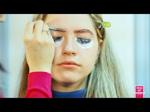Видео: Коррекция бровей. Окраска бровей и ресниц. (Урок №3)