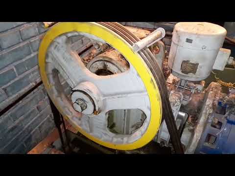 Видео: Аварийка. Солевые "чинят" лифт, донаты ирл, и бесконечная клоунада.