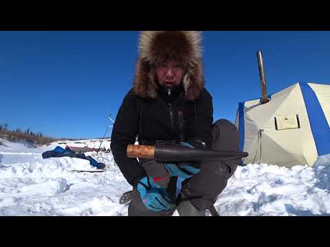 Видео: САМЫЙ ДОСТУПНЫЙ И ПРОСТОЙ НОЖ ДЛЯ ТАЁЖНИКА!