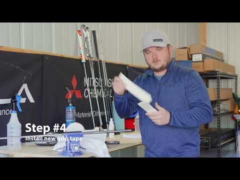 Видео: Как: перетянуть и заменить ручку паттера в домашних условиях