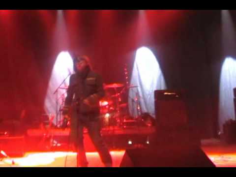 Видео: Земфира - Малыш | Нижний Новгород (17.05.05)