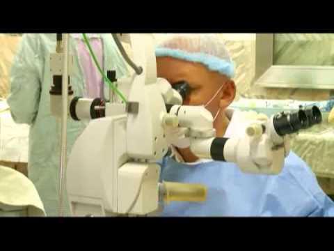 Видео: Хирургия отслойки сетчатки