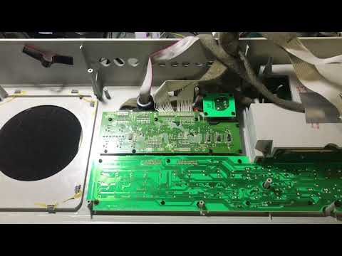 Видео: Синтезатор Korg PA50, ремонт, нема добре без біди...