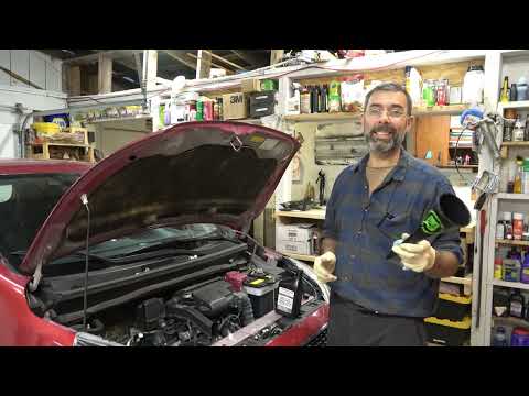 Видео: Обслуживание жидкости и фильтра вариатора Mitsubishi Mirage. Делайте это каждые 20–40 тысяч килом...