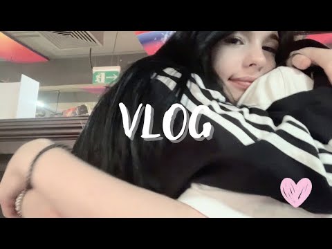 Видео: НАШ ПЕРВЫЙ ВЛОГ💕