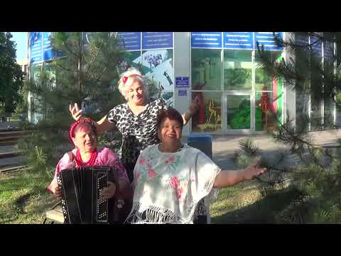 Видео: ОЦЕ ТАК ЗАСПІВАЛИ ВІД ДУШІ ! УСЯ УЛИЦЯ ПІДСПІВУВАЛА! Ой село ...