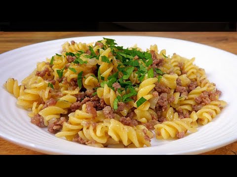 Видео: Макароны по флотски, как должны быть — С фаршем, луком и насыщенным вкусом! Смотрите пошагово!