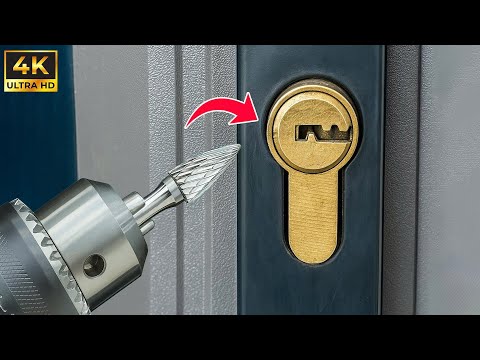 Видео: Аварийное открытие двери без ключа 😱 Самый быстрый способ без вызова слесаря ​​| Inventor 247