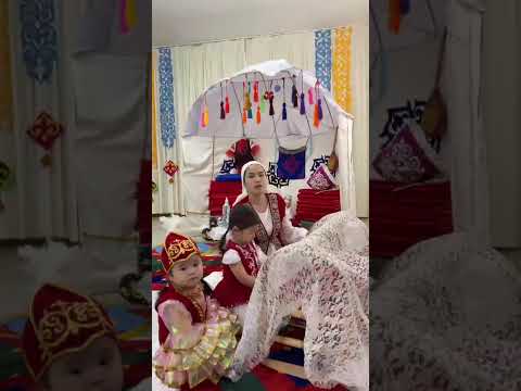 Видео: "Ардақты әкелер, асыл әжелер, аяулы аналар" облыстық бейнеролик байқауы