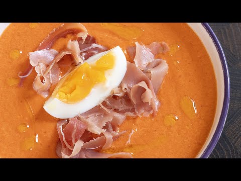 Видео: Испанцы спасаются от жары с помощью этого супа. Сальморехо